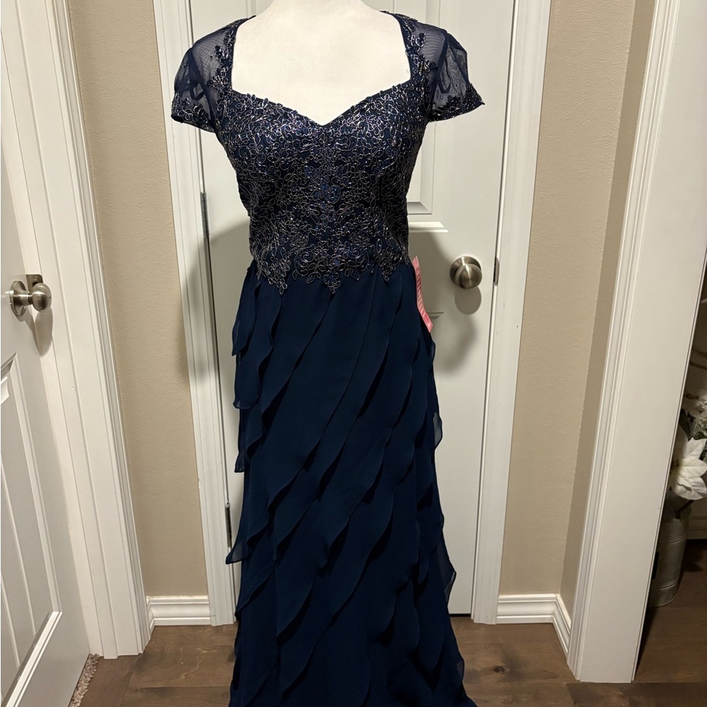NWT XSCAPE-Navy Blue Mother of Bride or Groom Dress Size 4